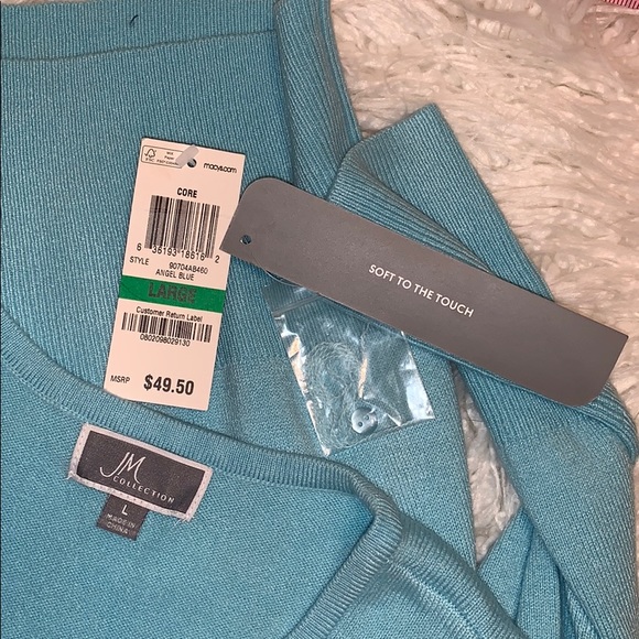 New Macy’s cozy yarn angel blue sweater $49 - Picture 11 of 15